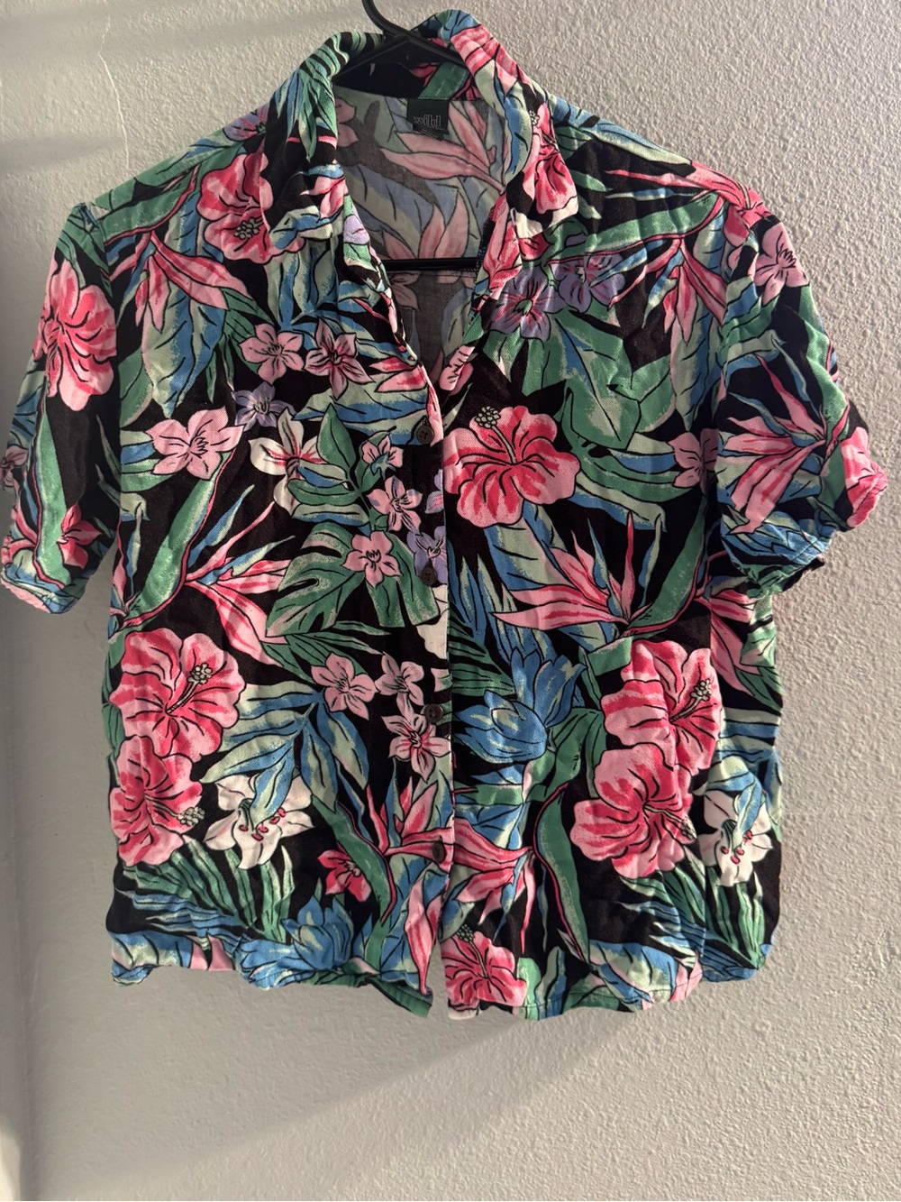 Women's Black Tropical Floral Button-Up Top - Pink & Green